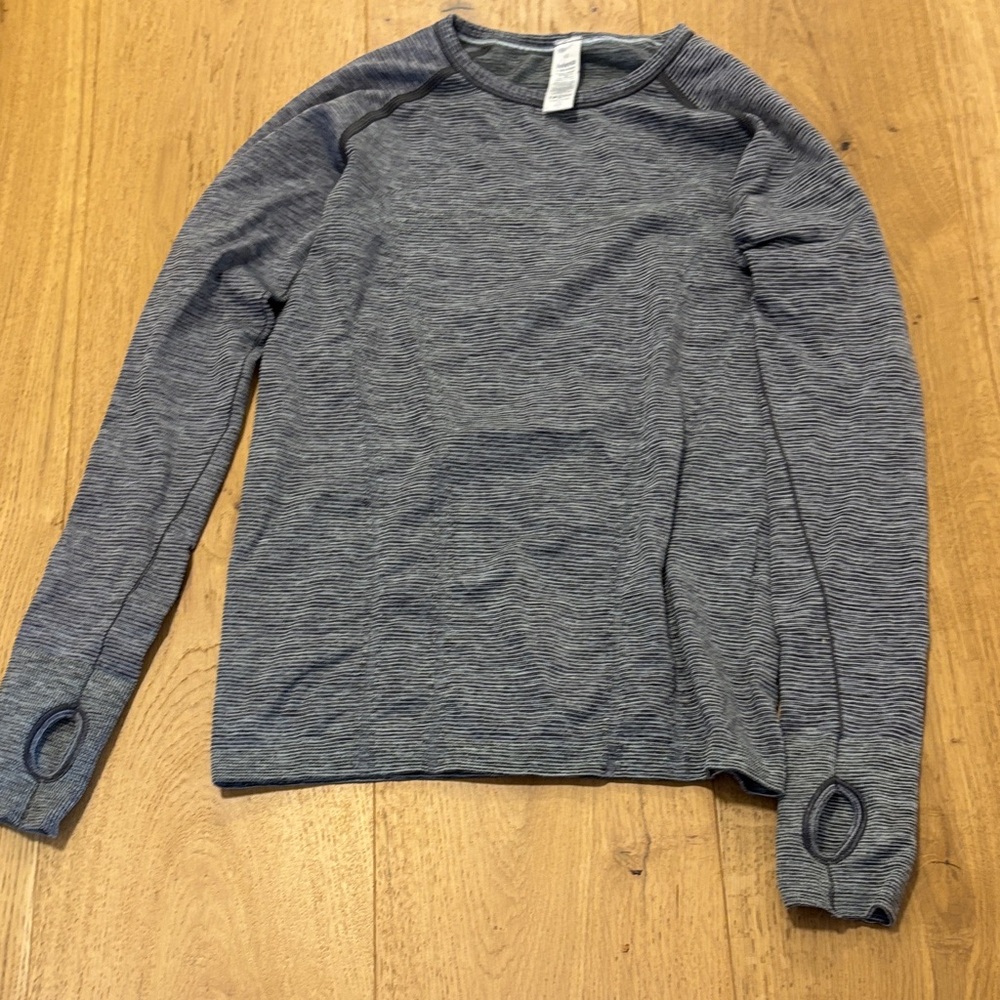 Ivivva Heathered Gray Long Sleeve Top